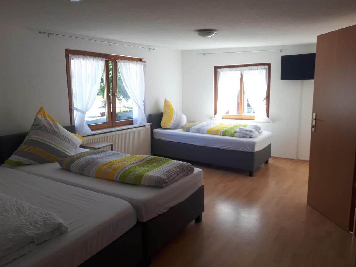 Gaestehaus Pension Waldhorn Weilen unter den Rinnen エクステリア 写真